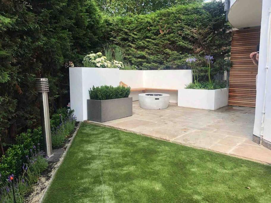 •Mangohauslondon• •Airconditioned•Garden•Fire Pit• المظهر الخارجي الصورة